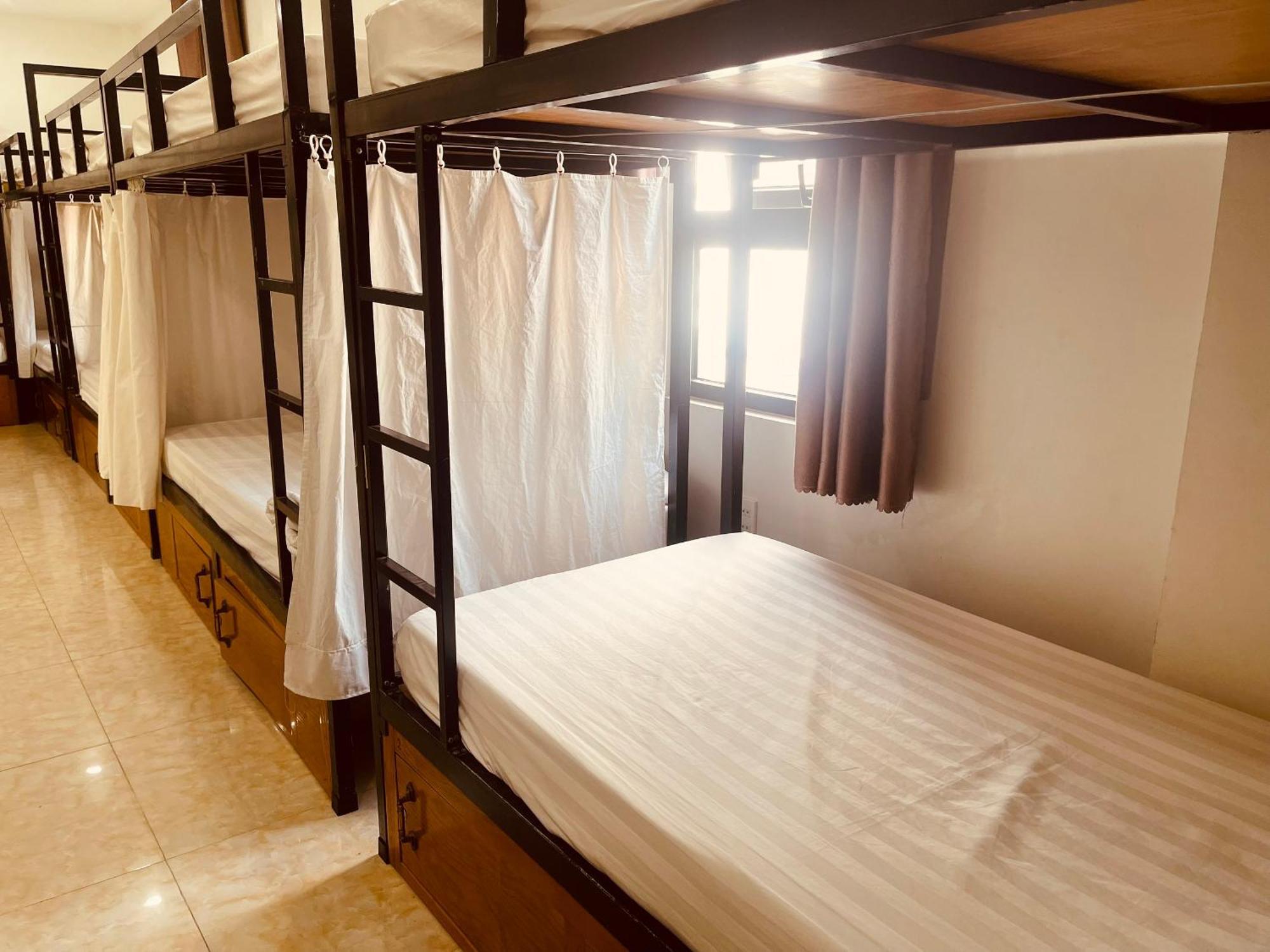 Catba Sky View Hotel Dong Khe Sau エクステリア 写真