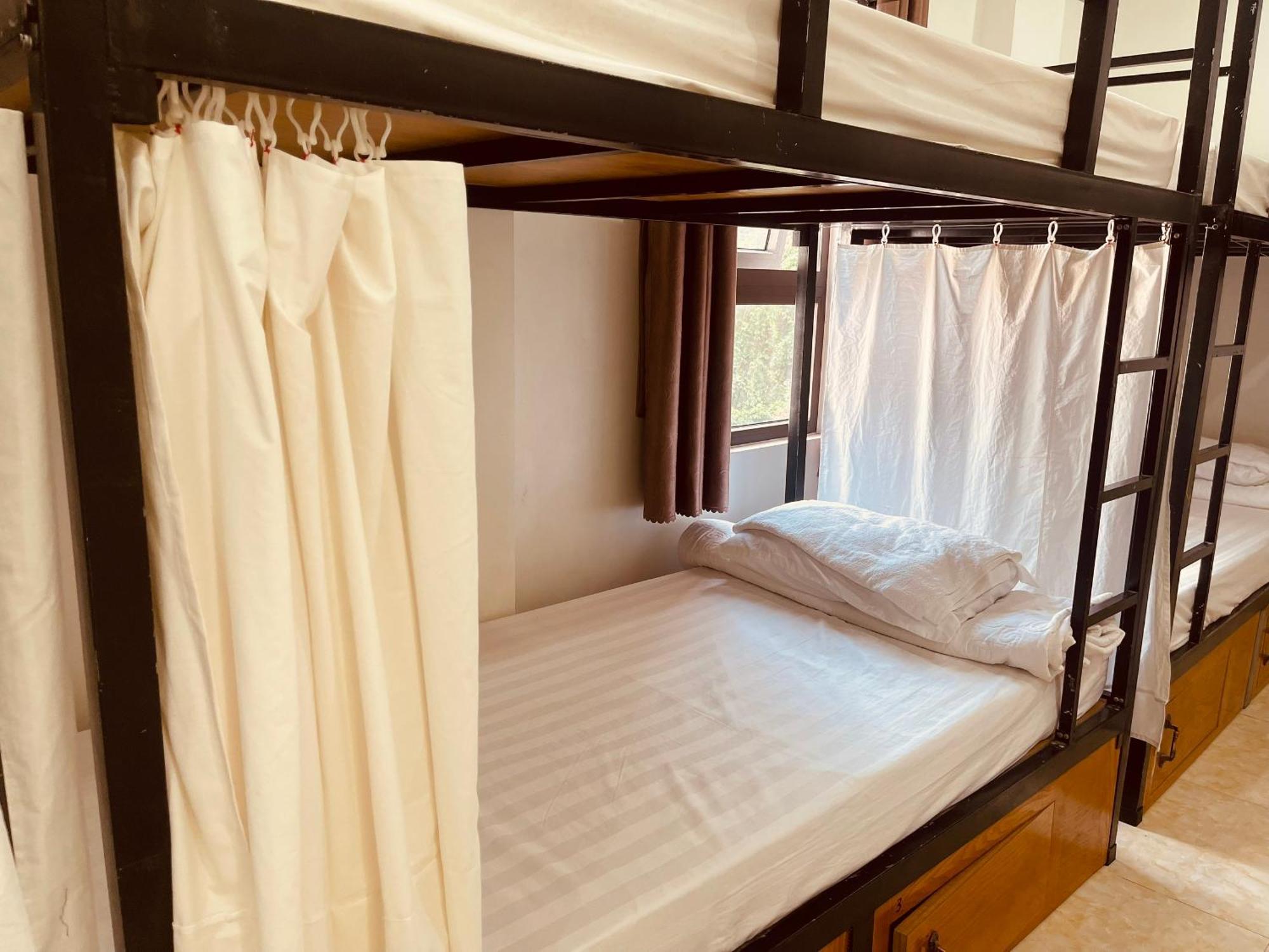 Catba Sky View Hotel Dong Khe Sau エクステリア 写真