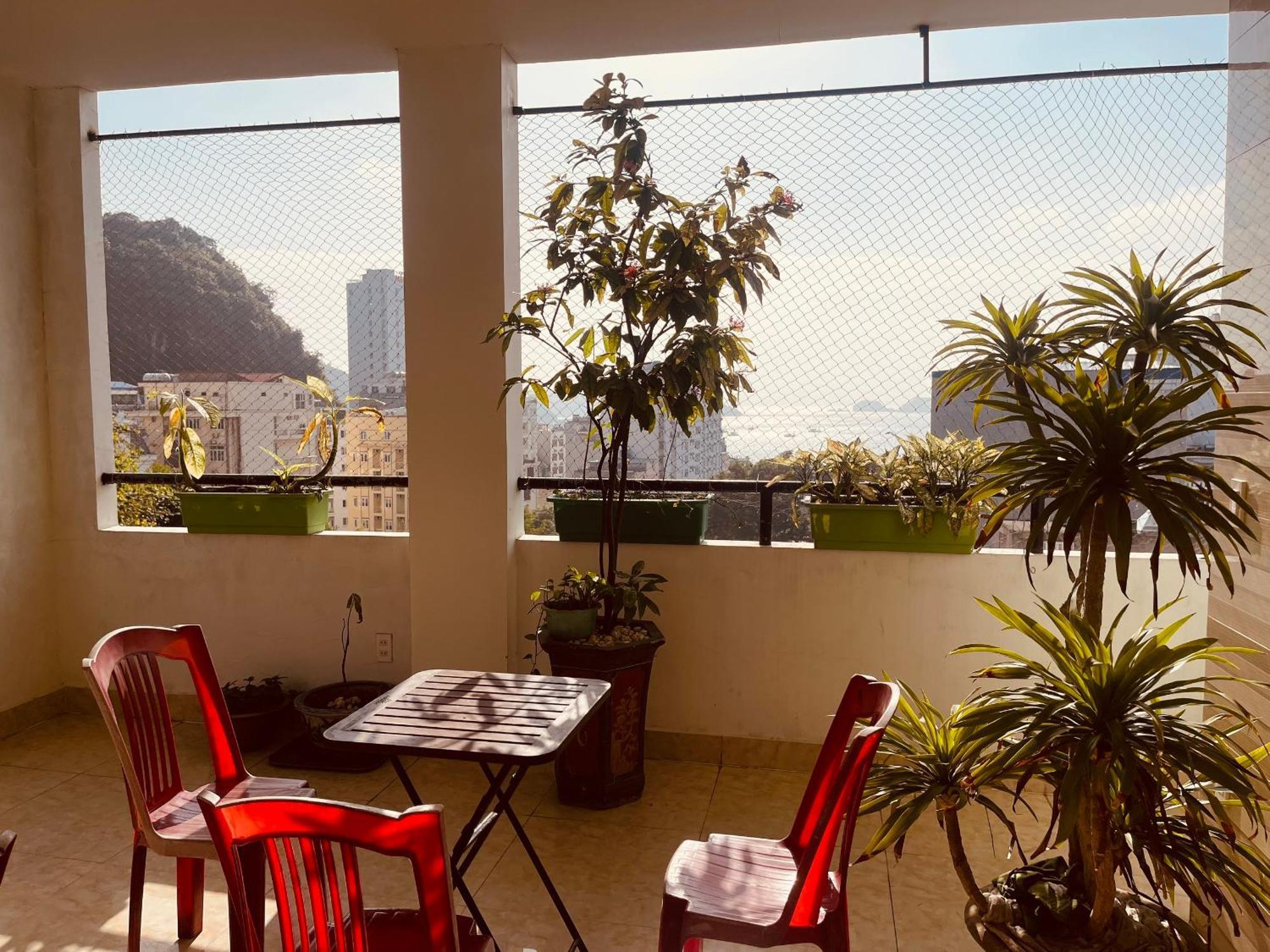 Catba Sky View Hotel Dong Khe Sau エクステリア 写真
