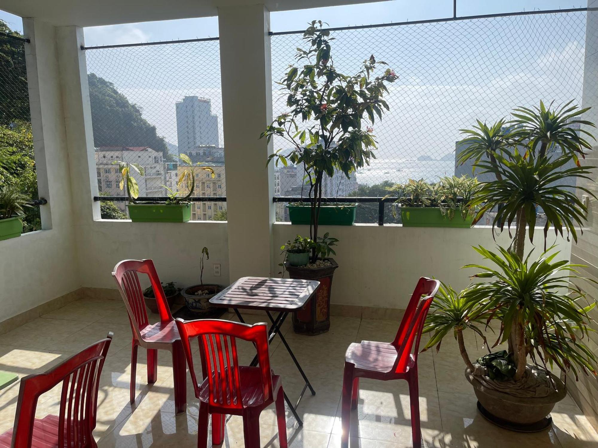 Catba Sky View Hotel Dong Khe Sau エクステリア 写真